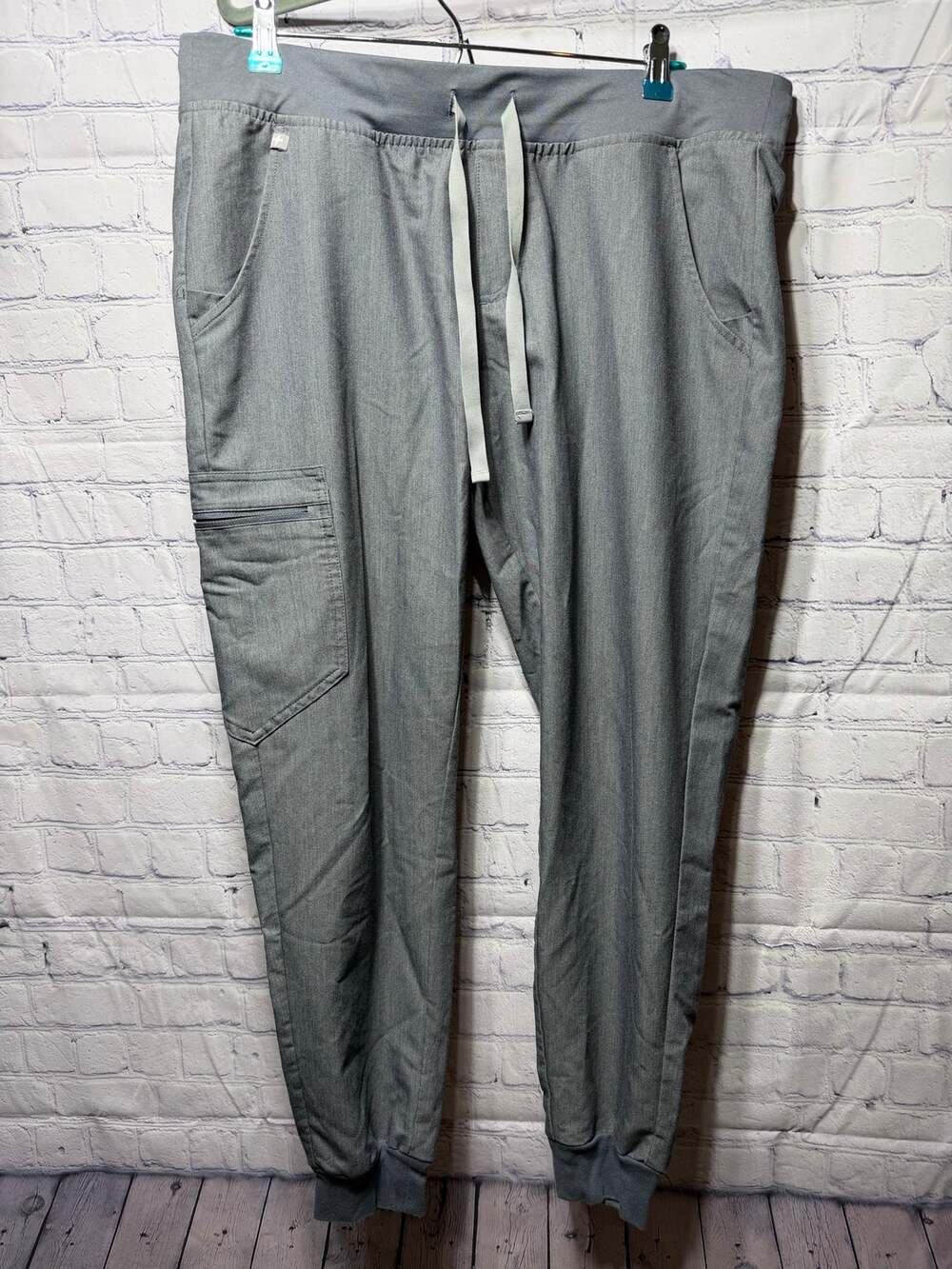 Figs Zamora Jogger Scrub Pant Gray Sz L Medical Nurse Doctor
